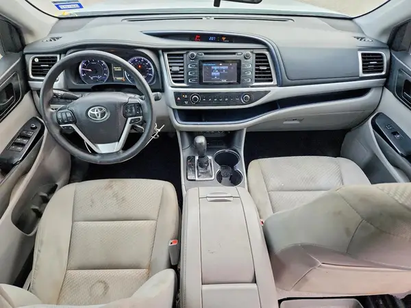 5TDZZRFH8KS338616 2019 TOYOTA HIGHLANDER - Image 8