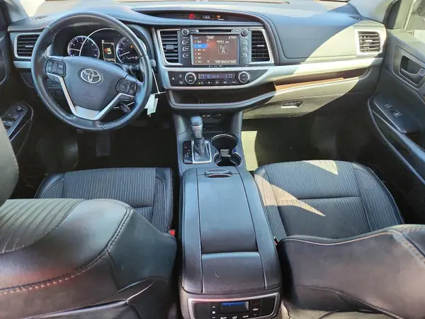 5TDZZRFH8KS344433 2019 TOYOTA HIGHLANDER - Image 8