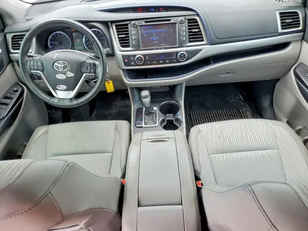 5TDZZRFH8KS348336 2019 TOYOTA HIGHLANDER - Image 8