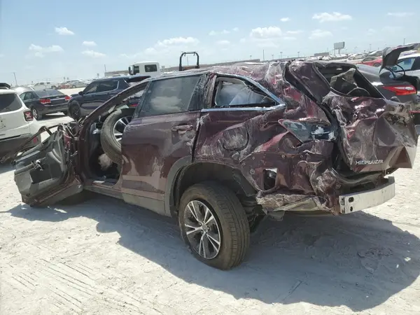 5TDZZRFH8KS365671 2019 TOYOTA HIGHLANDER - Image 2