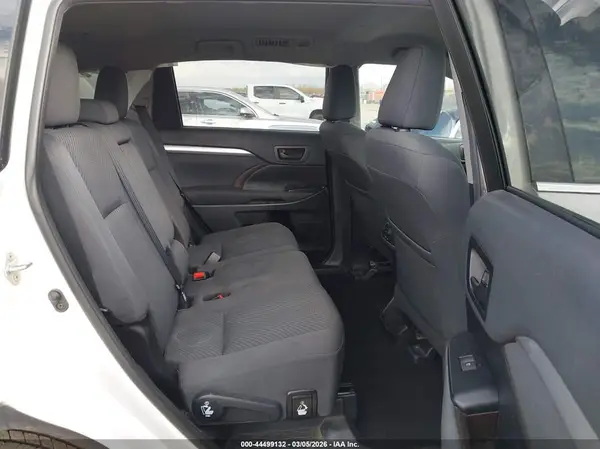 5TDZZRFH8KS365881 2019 TOYOTA HIGHLANDER - Image 8