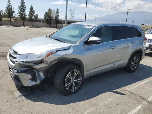 5TDZZRFH9HS199461 2017 TOYOTA HIGHLANDER - Image 1