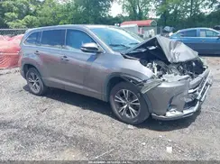 5TDZZRFH9HS220258 2017 TOYOTA HIGHLANDER