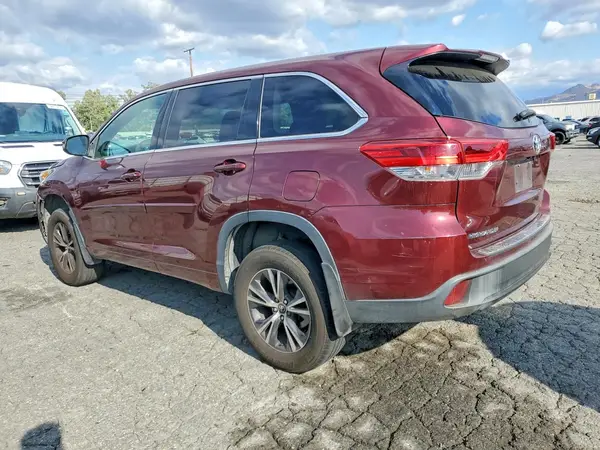 5TDZZRFH9HS230028 2017 TOYOTA HIGHLANDER - Image 2