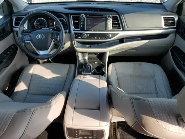 5TDZZRFH9JS240550 2018 TOYOTA HIGHLANDER - Image 8