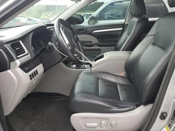 2018 TOYOTA HIGHLANDER auction photo 7
