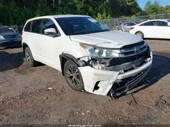 5TDZZRFH9JS248566 2018 TOYOTA HIGHLANDER