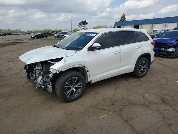 5TDZZRFH9JS252147 2018 TOYOTA HIGHLANDER - Image 1