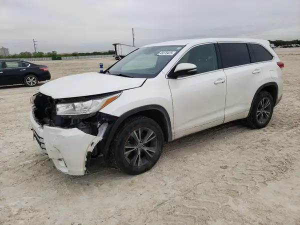 5TDZZRFH9JS258269 2018 TOYOTA HIGHLANDER - Image 1