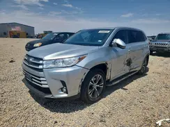 5TDZZRFH9JS261446 2018 TOYOTA HIGHLANDER