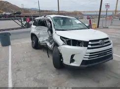 5TDZZRFH9KS290527 2019 TOYOTA HIGHLANDER