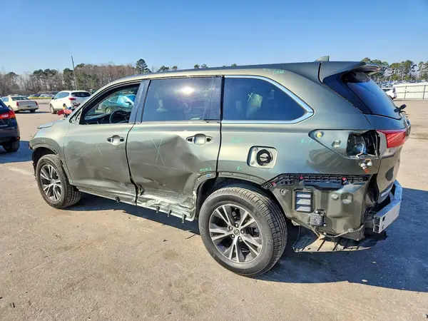 5TDZZRFH9KS293122 2019 TOYOTA HIGHLANDER - Image 2