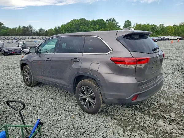 5TDZZRFH9KS299213 2019 TOYOTA HIGHLANDER - Image 2