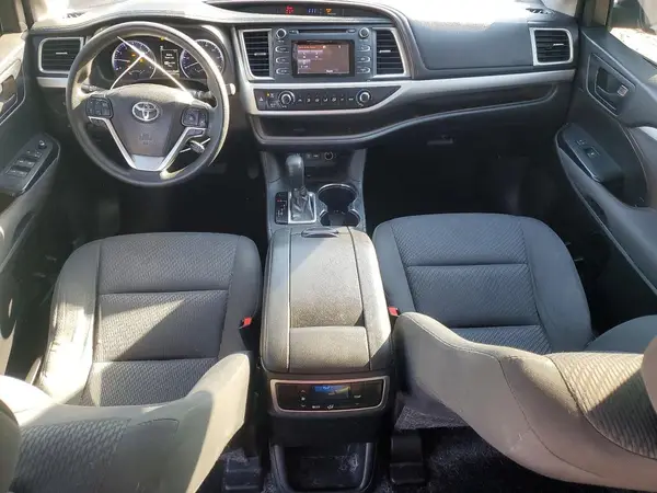 5TDZZRFH9KS308802 2019 TOYOTA HIGHLANDER - Image 8