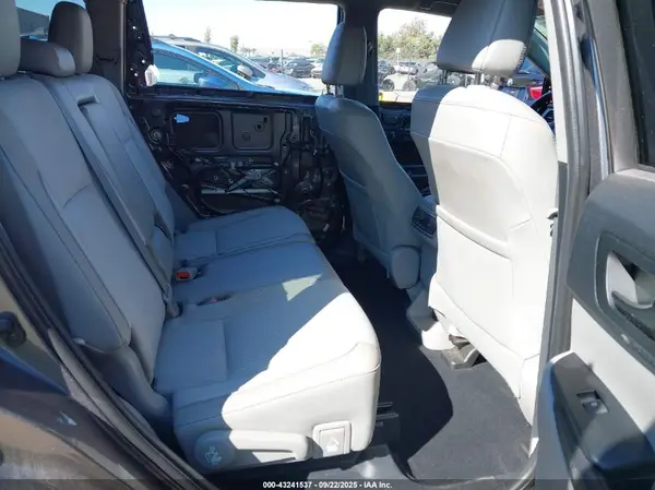 5TDZZRFH9KS332629 2019 TOYOTA HIGHLANDER - Image 8