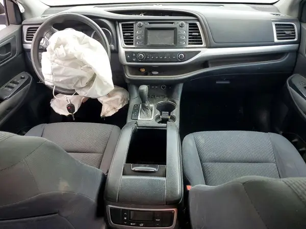 5TDZZRFH9KS344098 2019 TOYOTA HIGHLANDER - Image 8