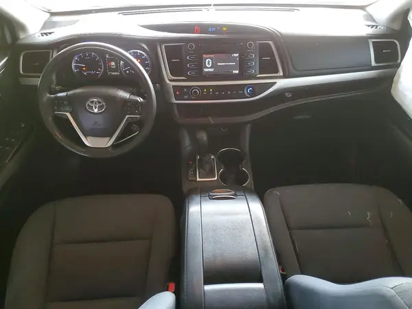 5TDZZRFHXHS227199 2017 TOYOTA HIGHLANDER - Image 8