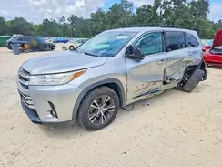 5TDZZRFHXJS260273 2018 TOYOTA HIGHLANDER