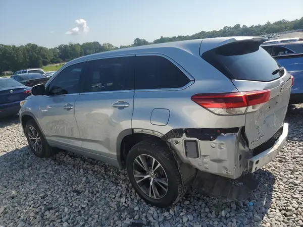 5TDZZRFHXJS264789 2018 TOYOTA HIGHLANDER - Image 2