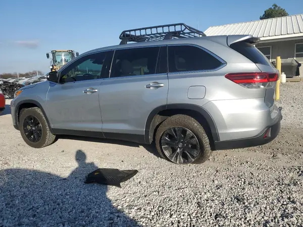 5TDZZRFHXKS296353 2019 TOYOTA HIGHLANDER - Image 2