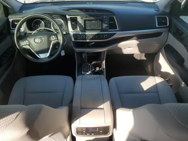 5TDZZRFHXKS296353 2019 TOYOTA HIGHLANDER - Image 8