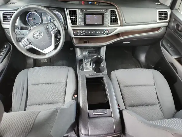 5TDZZRFHXKS304712 2019 TOYOTA HIGHLANDER - Image 8