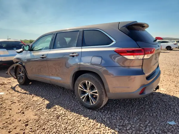 5TDZZRFHXKS313474 2019 TOYOTA HIGHLANDER - Image 2