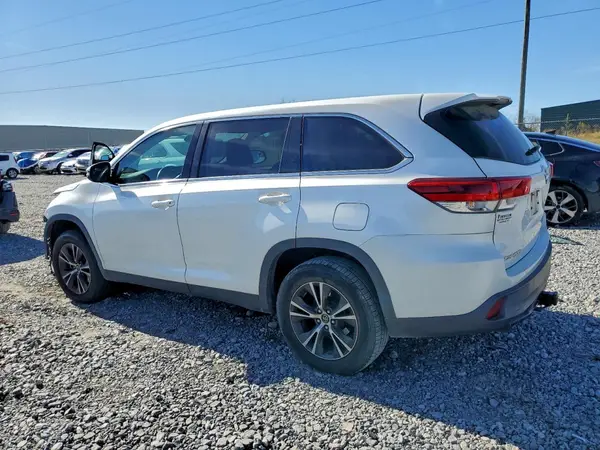 5TDZZRFHXKS313670 2019 TOYOTA HIGHLANDER - Image 2