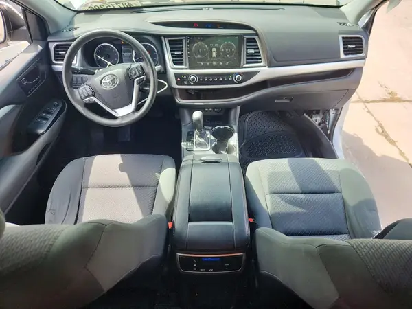 5TDZZRFHXKS337483 2019 TOYOTA HIGHLANDER - Image 8