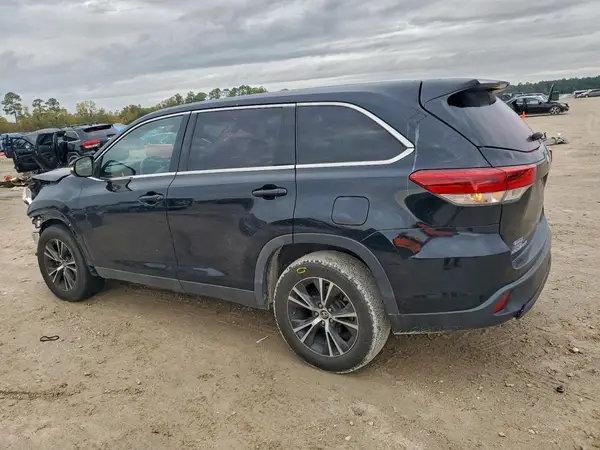 5TDZZRFHXKS340058 2019 TOYOTA HIGHLANDER - Image 2
