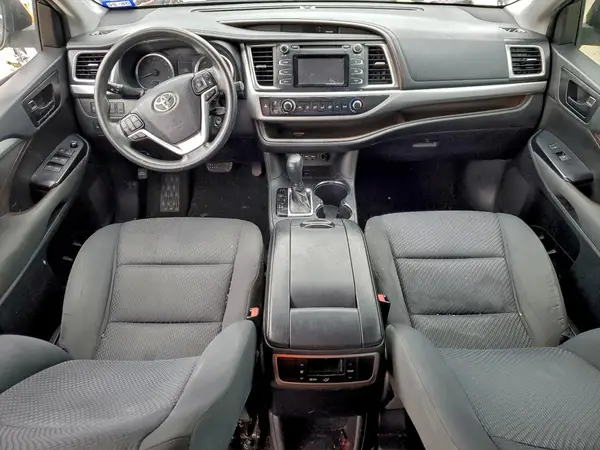 5TDZZRFHXKS340058 2019 TOYOTA HIGHLANDER - Image 8