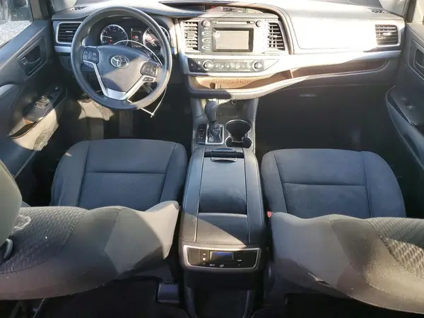 5TDZZRFHXKS344790 2019 TOYOTA HIGHLANDER - Image 8