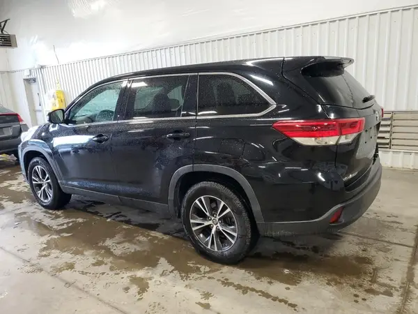 5TDZZRFHXKS347690 2019 TOYOTA HIGHLANDER - Image 2
