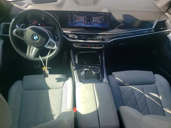 5UX13EU00R9T80712 2024 BMW X5 - Image 8
