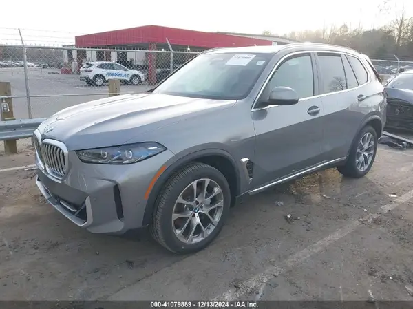 5UX13EU00R9W03167 2024 BMW X5 - Image 2