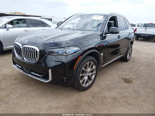 5UX13EU00S9W58174 2025 BMW X5 - Image 2