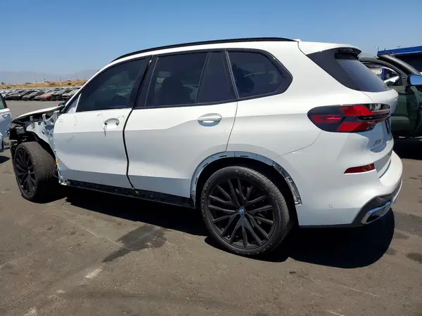 5UX13EU00S9Z86792 2025 BMW X5 - Image 2