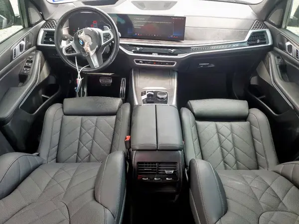 5UX13EU01R9S18569 2024 BMW X5 - Image 8