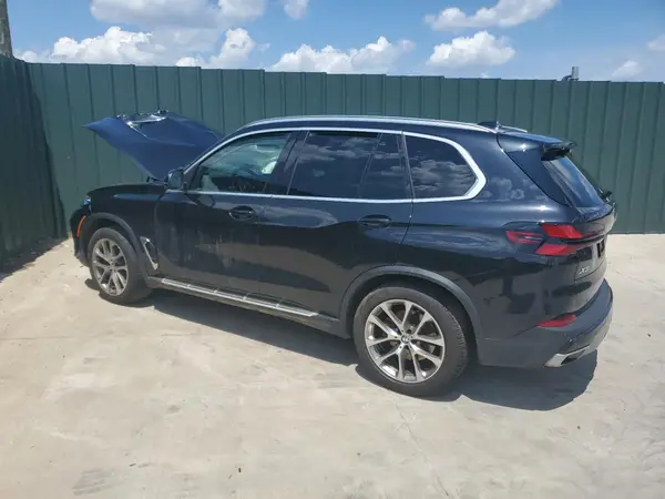5UX13EU01R9T53924 2024 BMW X5 - Image 2