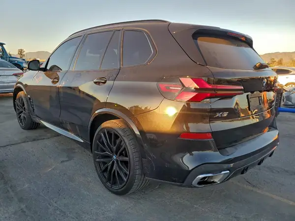 5UX13EU01R9U02717 2024 BMW X5 - Image 2