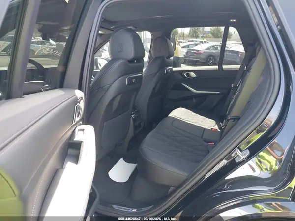 5UX13EU01S9X71678 2025 BMW X5 - Image 8