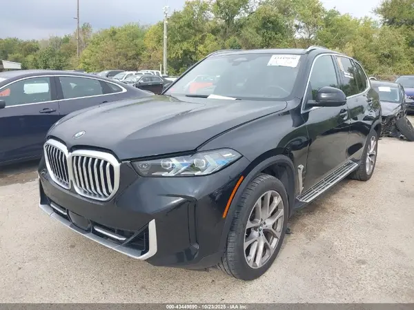 5UX13EU02R9U06209 2024 BMW X5 - Image 2