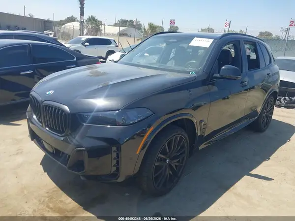 5UX13EU02T9364390 2026 BMW X5 - Image 2