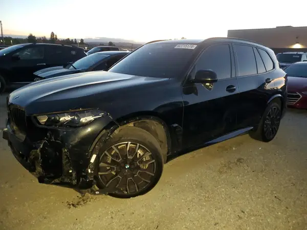 5UX13EU03R9S56515 2024 BMW X5 - Image 1
