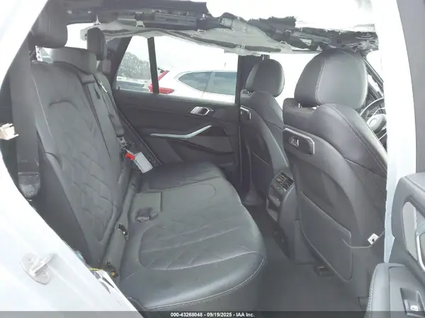 5UX13EU03R9S98456 2024 BMW X5 - Image 8