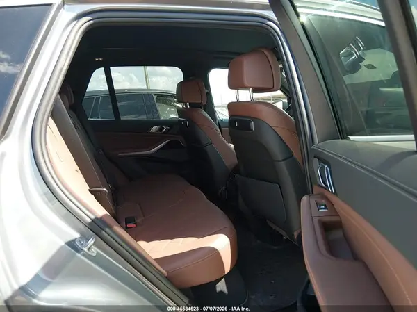 5UX13EU03R9U20619 2024 BMW X5 - Image 8