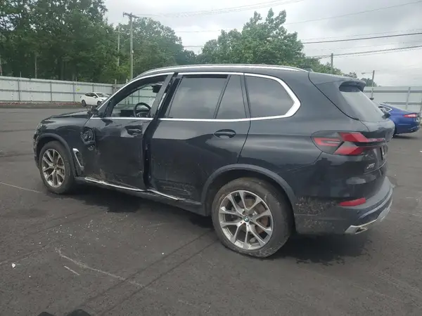 5UX13EU03R9V08439 2024 BMW X5 - Image 2