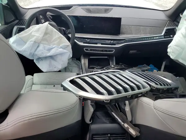 5UX13EU03R9V65403 2024 BMW X5 - Image 8