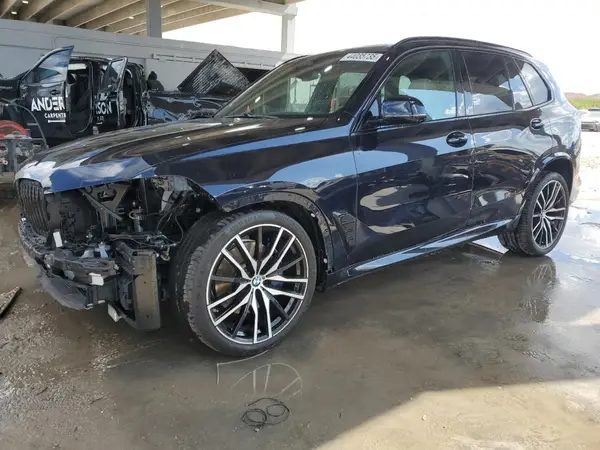 5UX13EU04R9S18193 2024 BMW X5 - Image 1