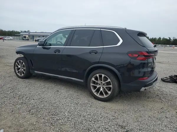 5UX13EU04R9S33728 2024 BMW X5 - Image 2
